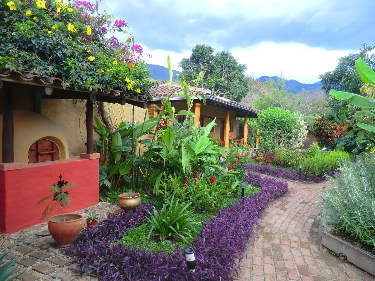 Le Rendez-Vous Hostal Guesthouse Vilcabamba Buitenkant foto