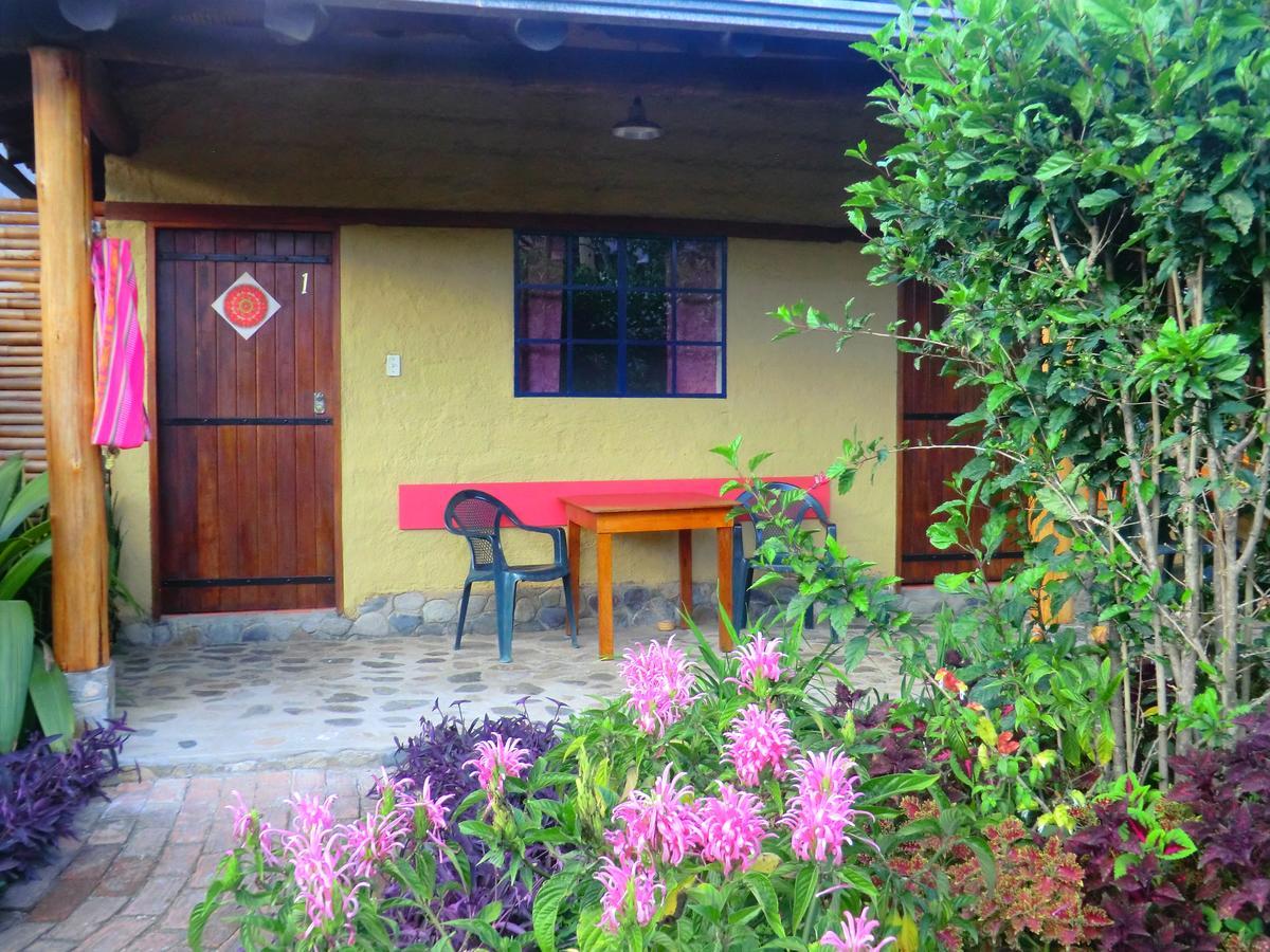 Le Rendez-Vous Hostal Guesthouse Vilcabamba Buitenkant foto